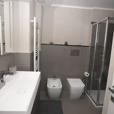 Il Mare Dietro L'angolo Apartment *